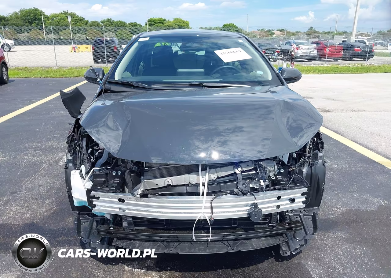2026 Toyota Corolla Hybrid Hybrid Le VIN:JTDBCMFE7T3153746 - 13