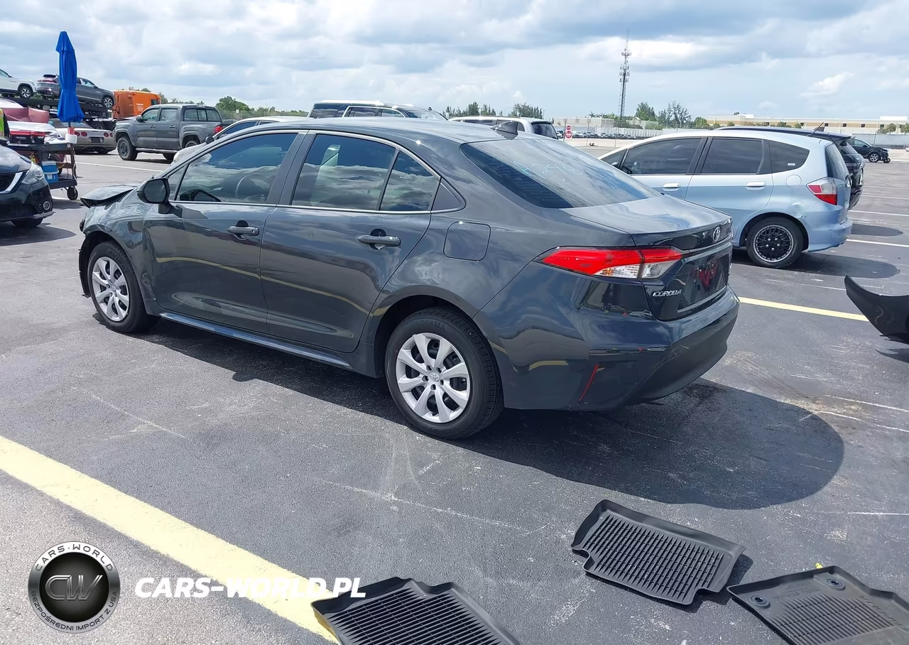 2026 Toyota Corolla Hybrid Hybrid Le VIN:JTDBCMFE7T3153746 - 3