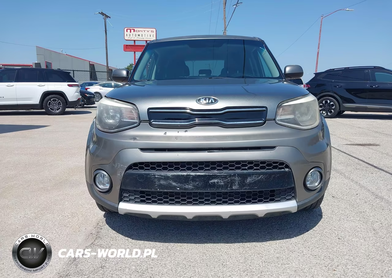 2018 Kia Soul + VIN:KNDJP3A5XJ7588445 - 13