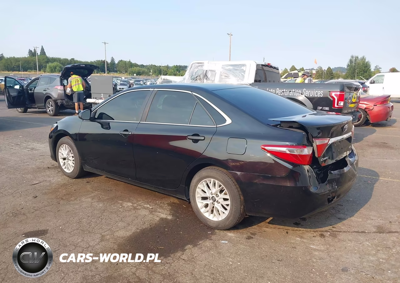 2016 Toyota Camry Le VIN:4T1BF1FK7GU197172 - 3