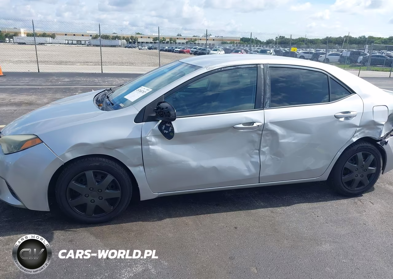 2015 Toyota Corolla Le VIN:2T1BURHE0FC480962 - 6