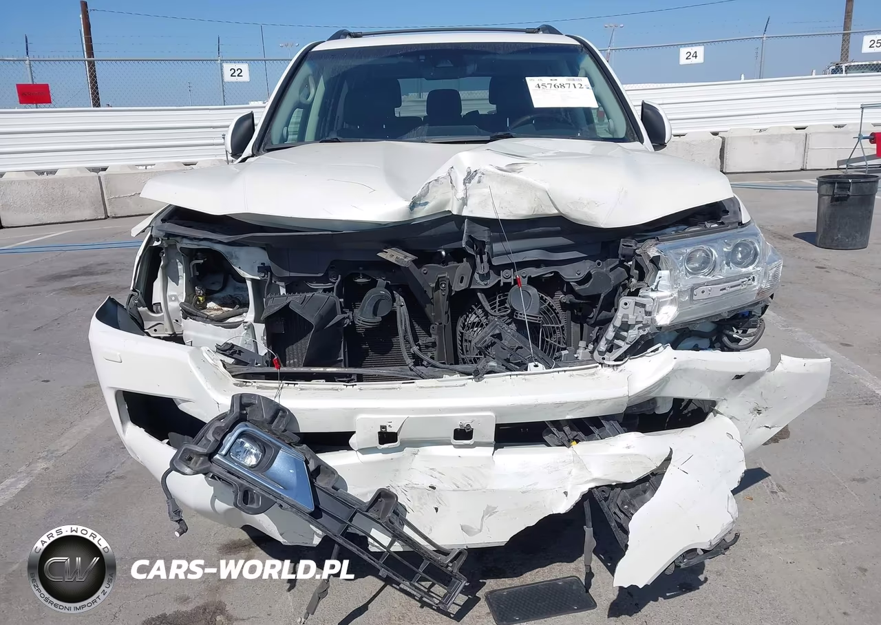 2018 Toyota Land Cruiser V8 VIN:JTMCY7AJ3J4070396 - 15