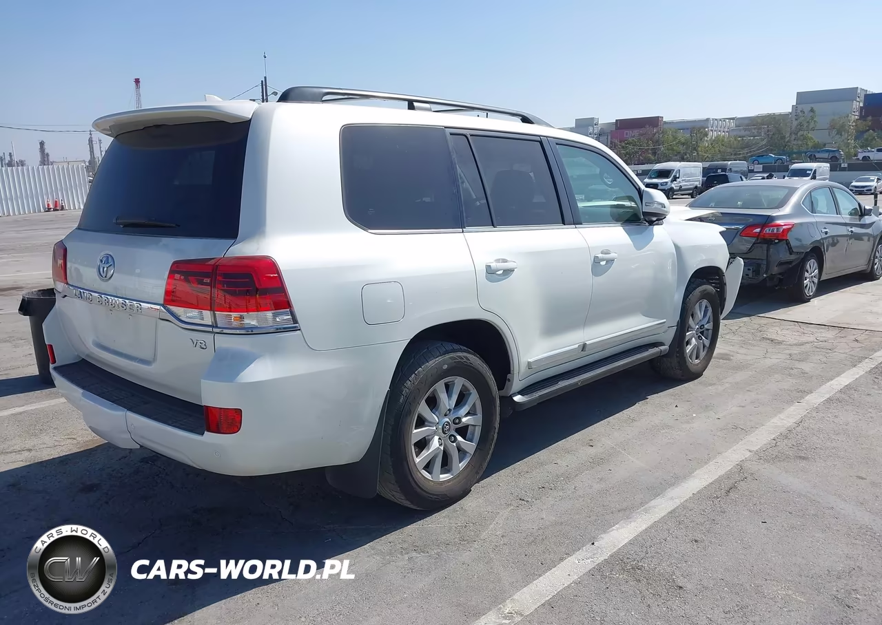 2018 Toyota Land Cruiser V8 VIN:JTMCY7AJ3J4070396 - 4