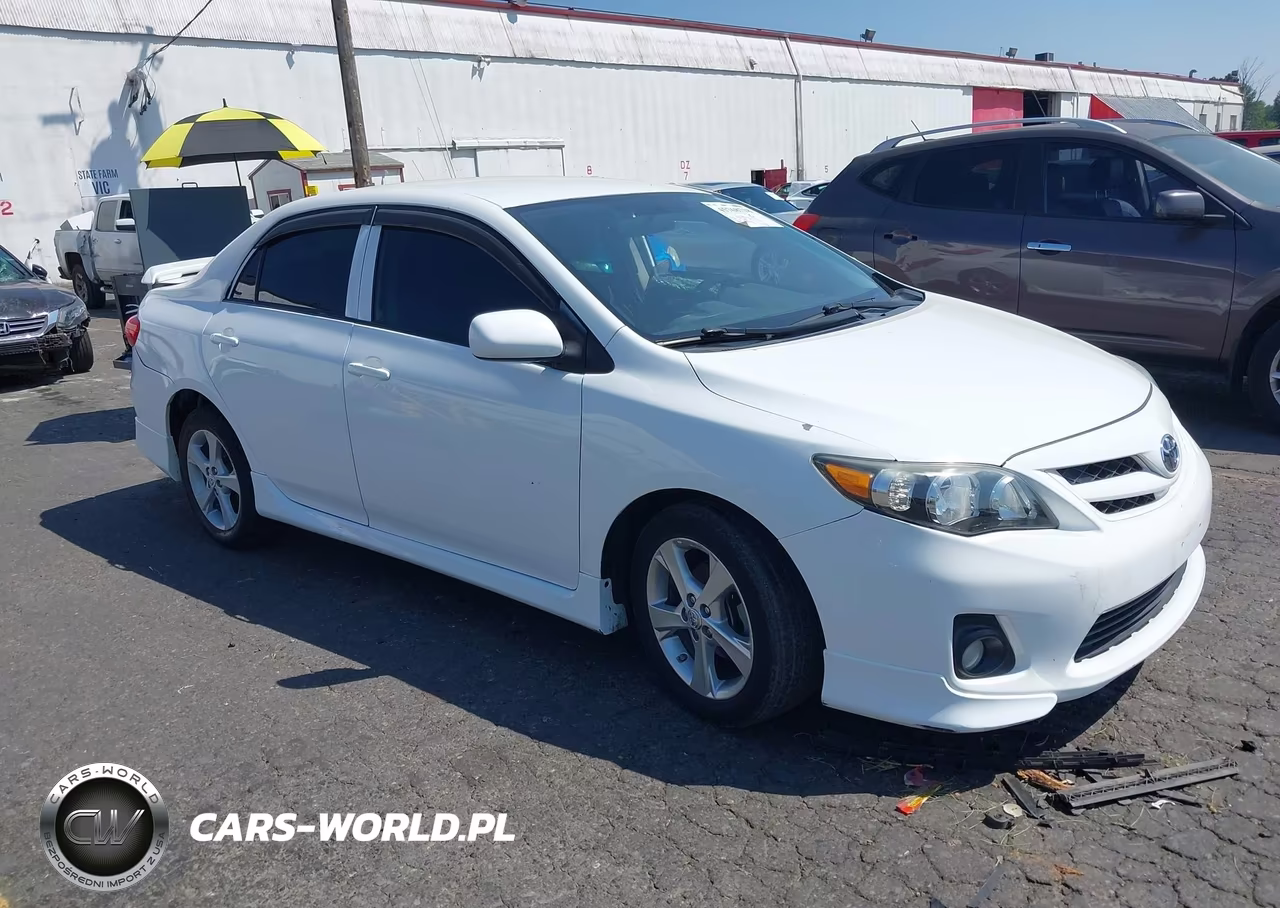 2013 TOYOTA COROLLA BASE