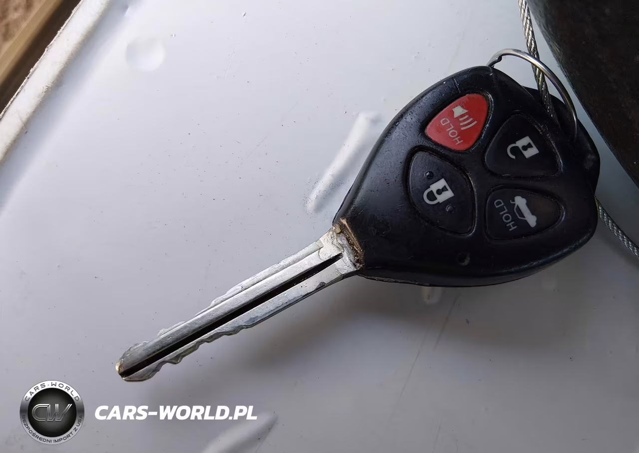 2010 Toyota Camry Le VIN:JTNBF3EK8A3004876 - 11
