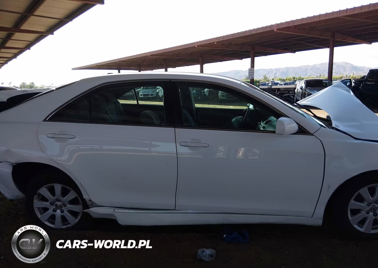 2010 Toyota Camry Le VIN:JTNBF3EK8A3004876 - 14