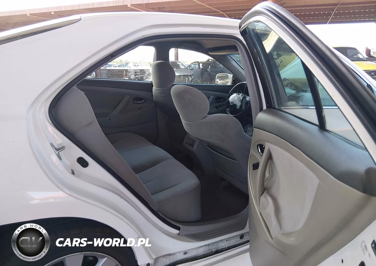 2010 Toyota Camry Le VIN:JTNBF3EK8A3004876 - 8