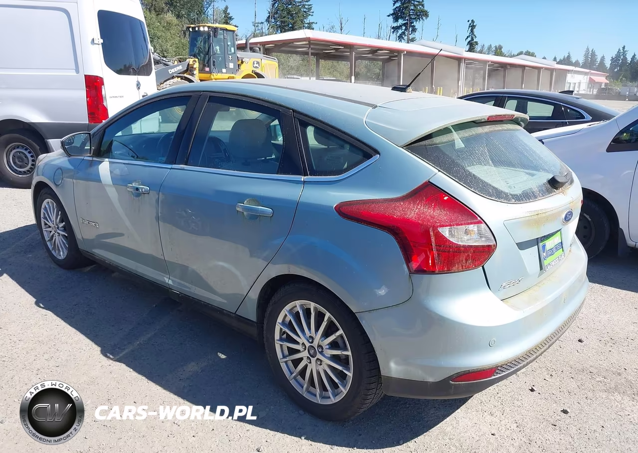 2013 Ford Focus Electric VIN:1FADP3R45DL280867 - 3