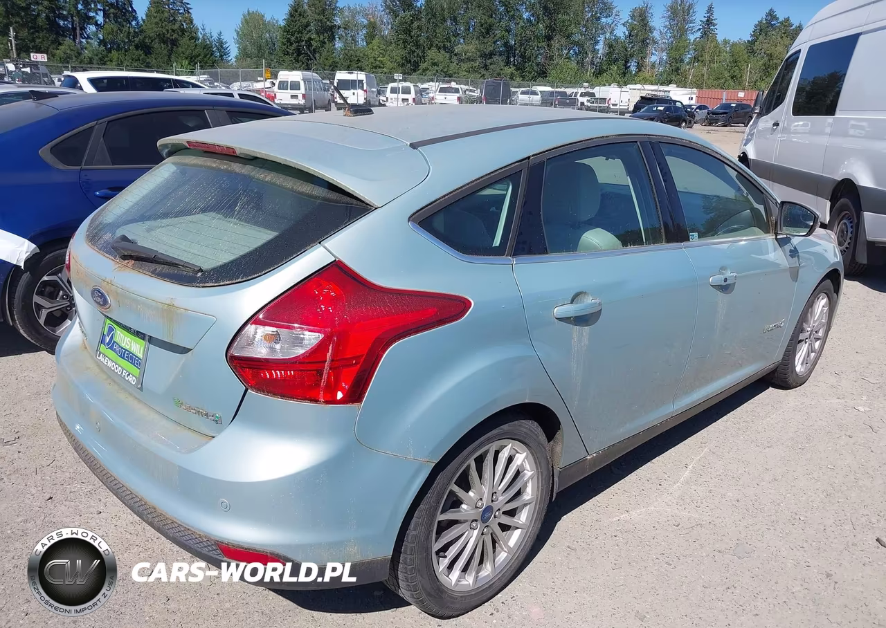 2013 Ford Focus Electric VIN:1FADP3R45DL280867 - 4