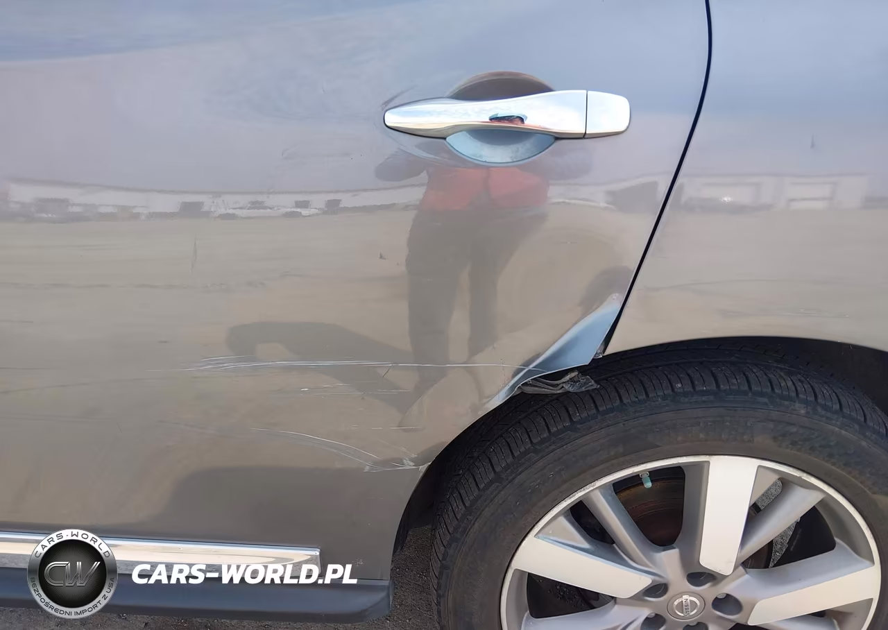2015 Nissan Pathfinder Platinum VIN:5N1AR2MM9FC723142 - 12