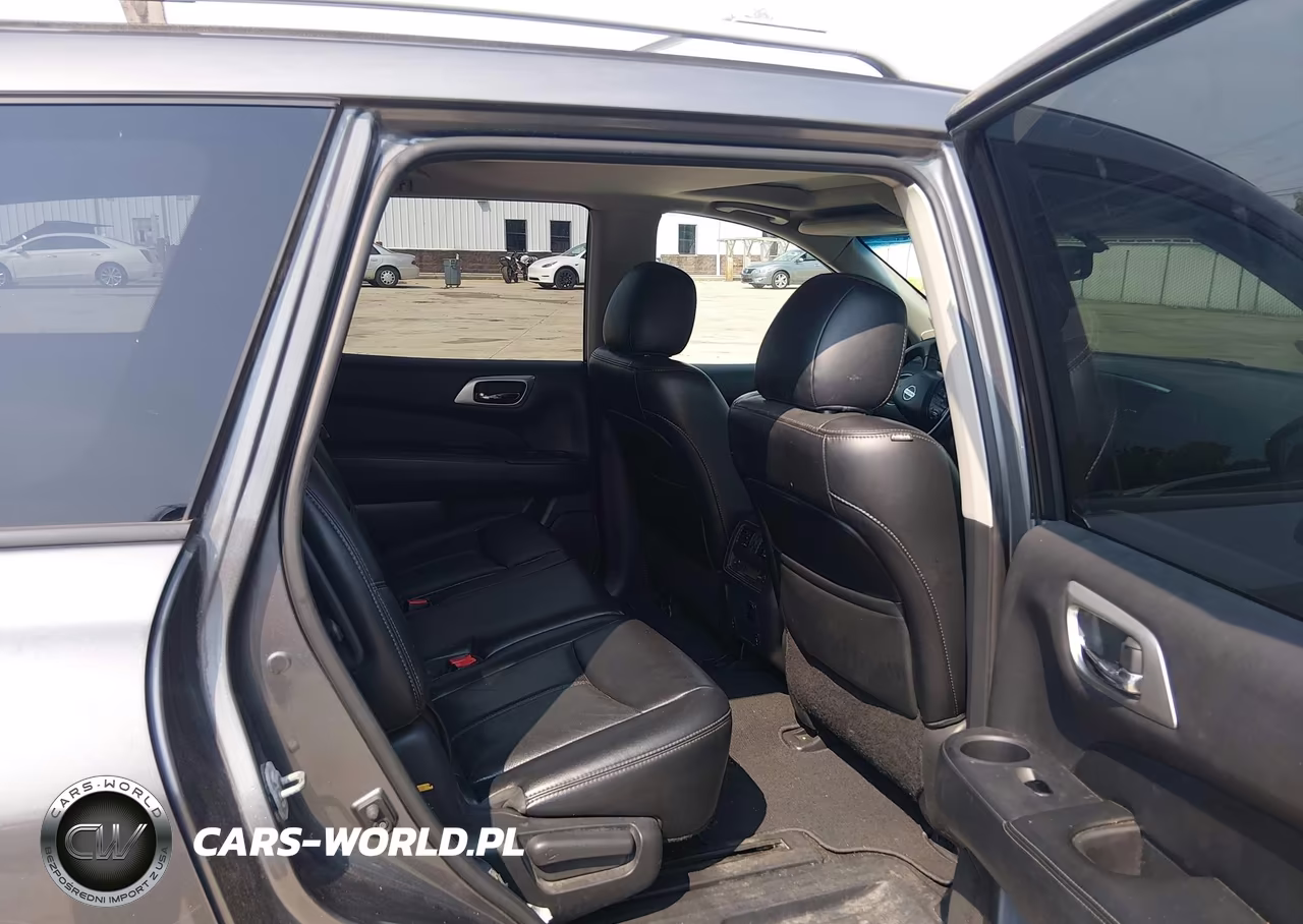 2015 Nissan Pathfinder Platinum VIN:5N1AR2MM9FC723142 - 8