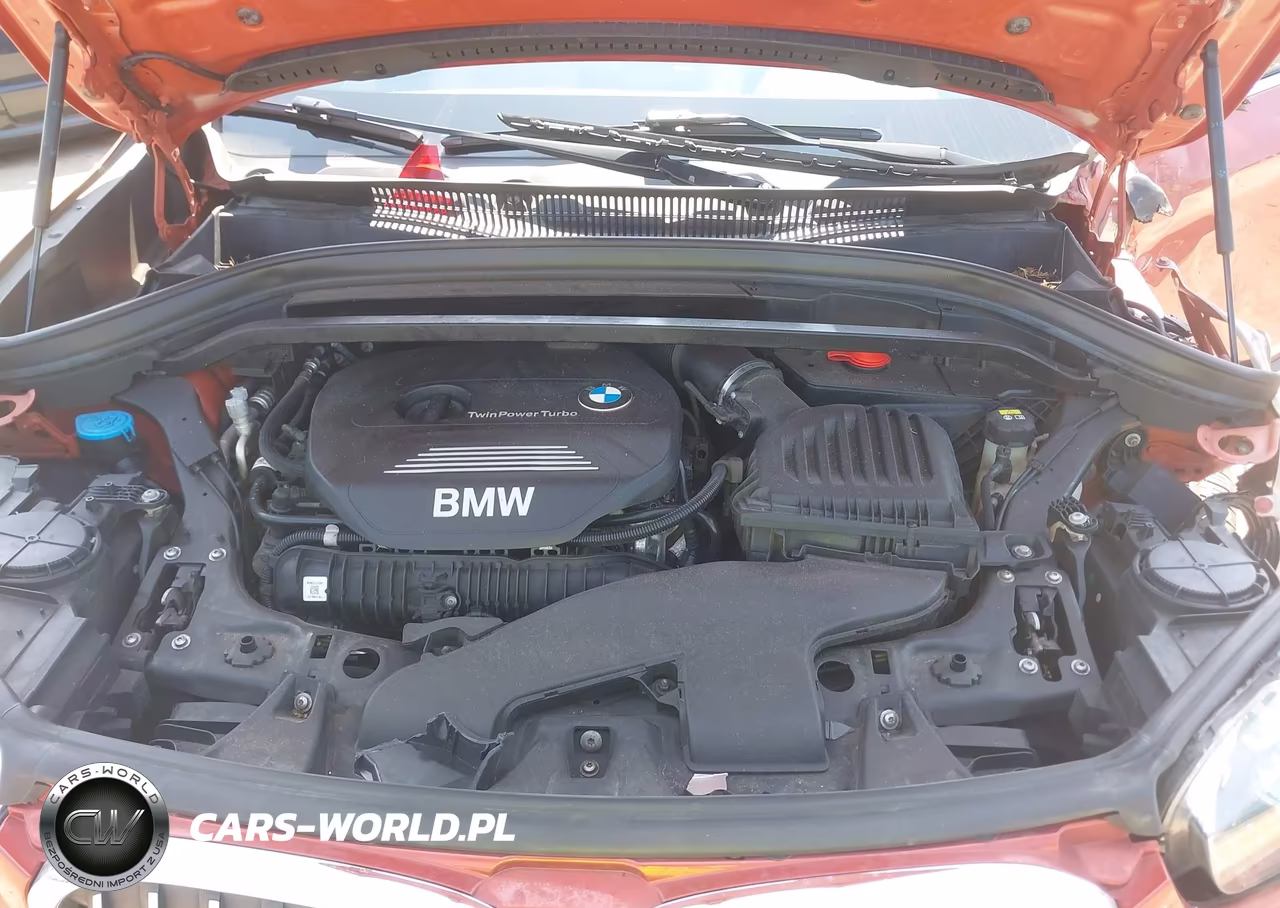 2018 BMW X1 xDrive28I VIN:WBXHT3C31J5L24910 - 10