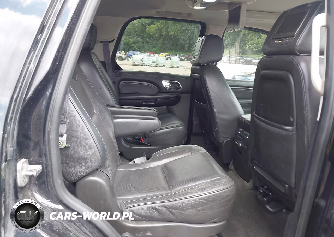 2013 Cadillac Escalade Platinum Edition VIN:1GYS4DEF4DR192696 - 8