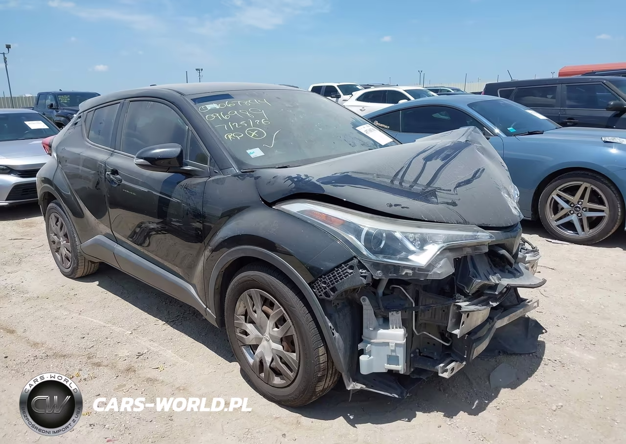 2019 Toyota C-Hr Le – zdjęcie 1 z 17