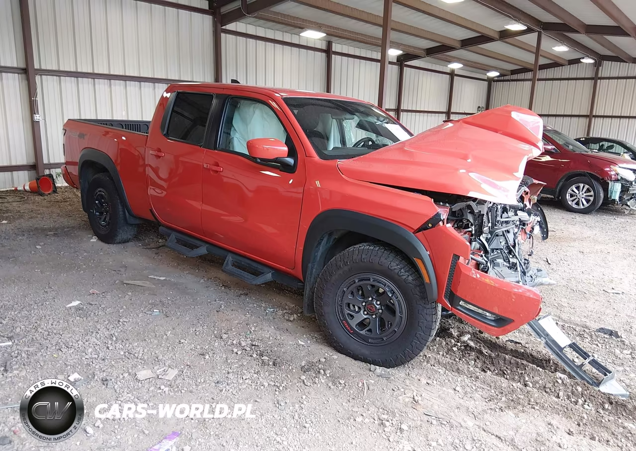 2025 Nissan Frontier Long Bed Pro-4X 4X4