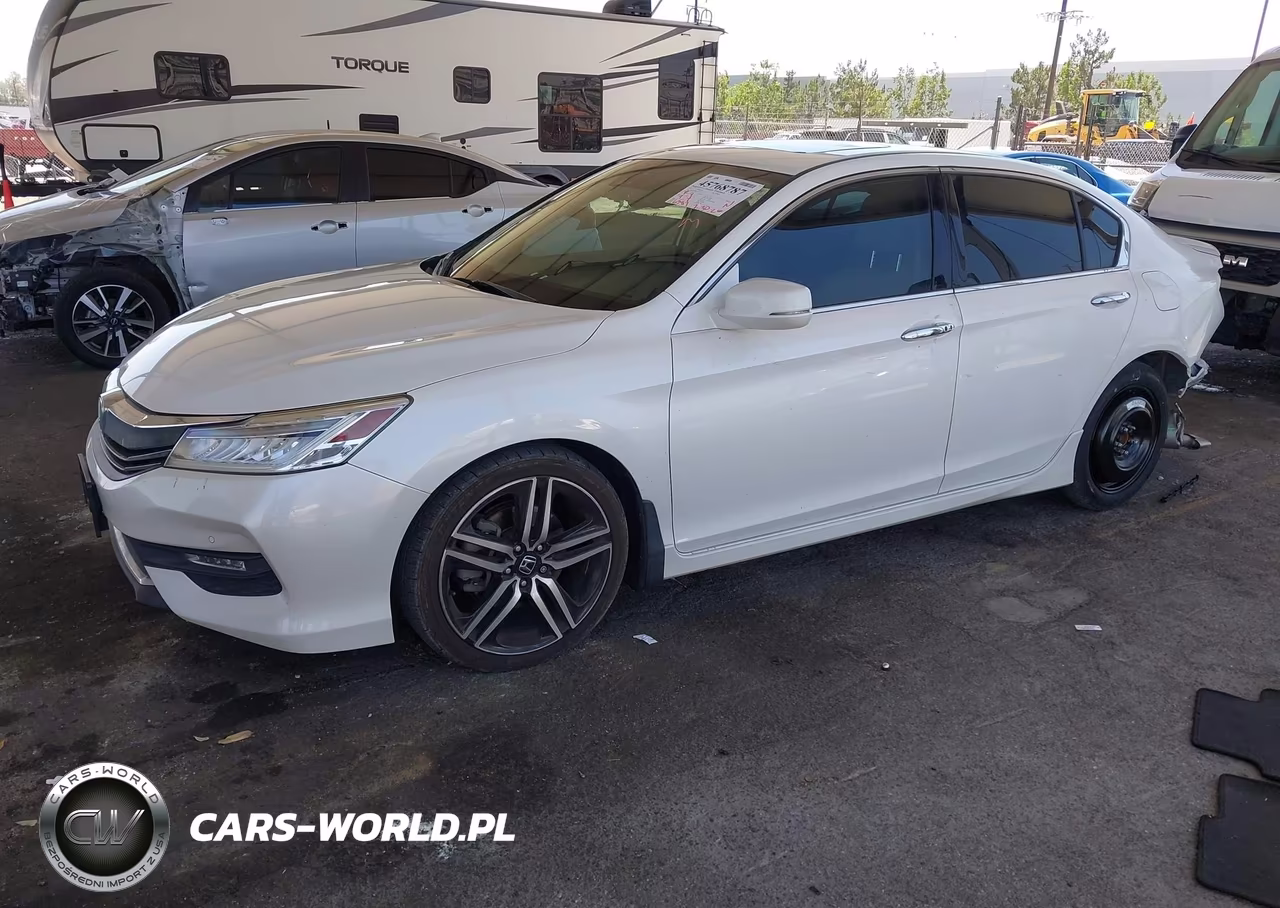 2016 Honda Accord Touring VIN:1HGCR3F97GA011190 - 2