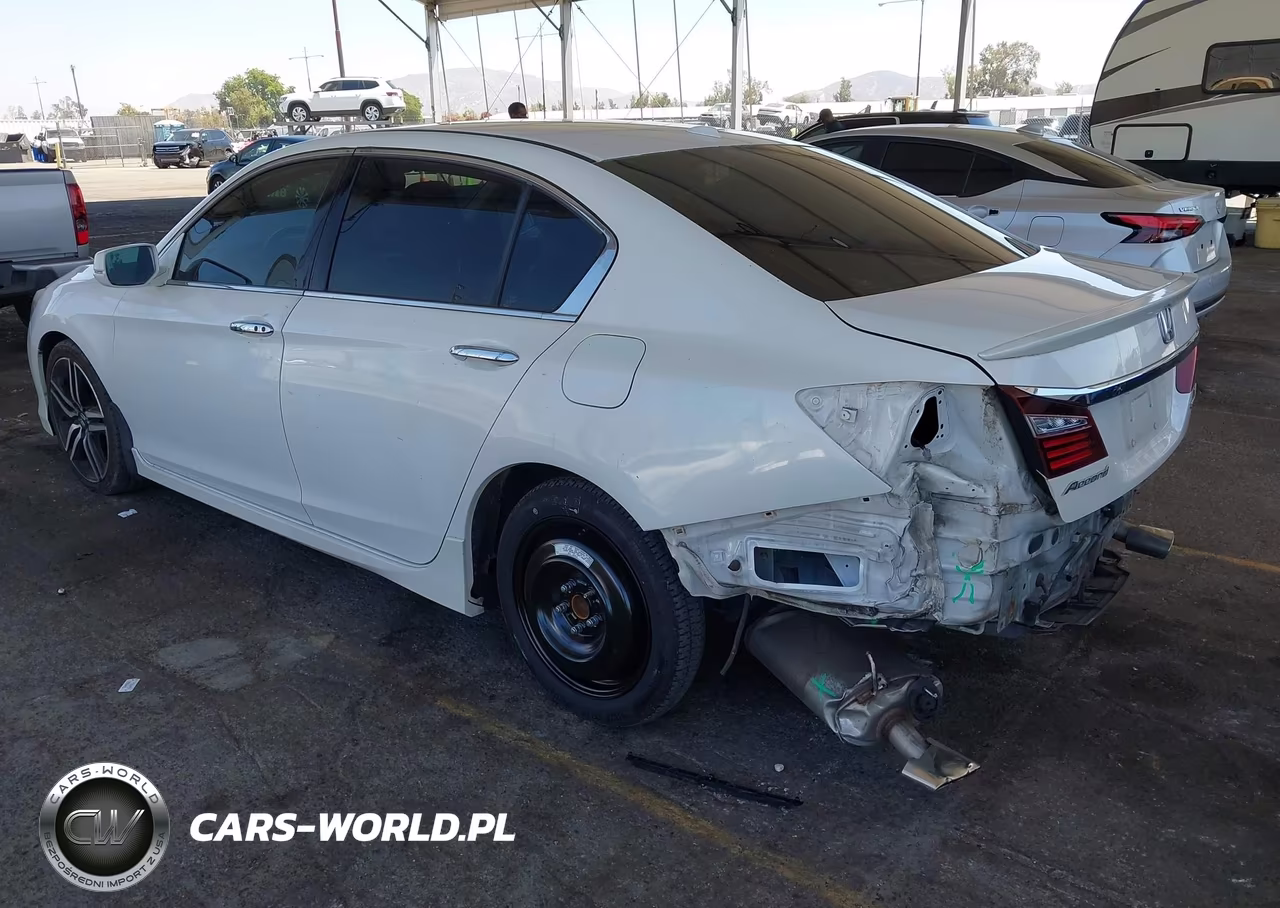 2016 Honda Accord Touring VIN:1HGCR3F97GA011190 - 3