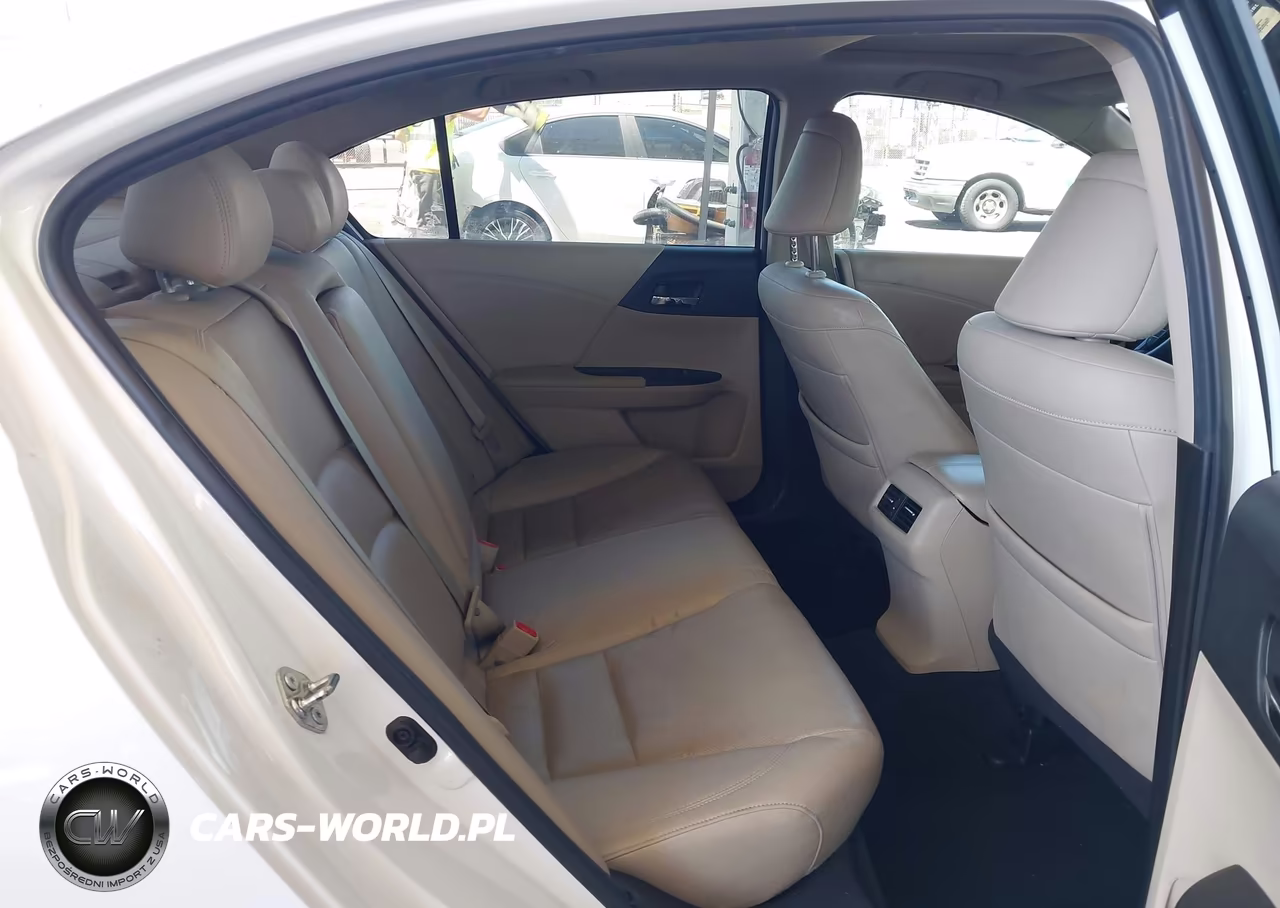 2016 Honda Accord Touring VIN:1HGCR3F97GA011190 - 8