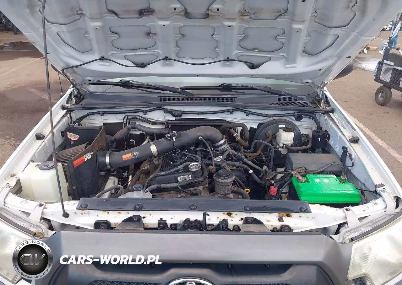 2015 Toyota Tacoma VIN:5TFTX4CN5FX056331 - 10