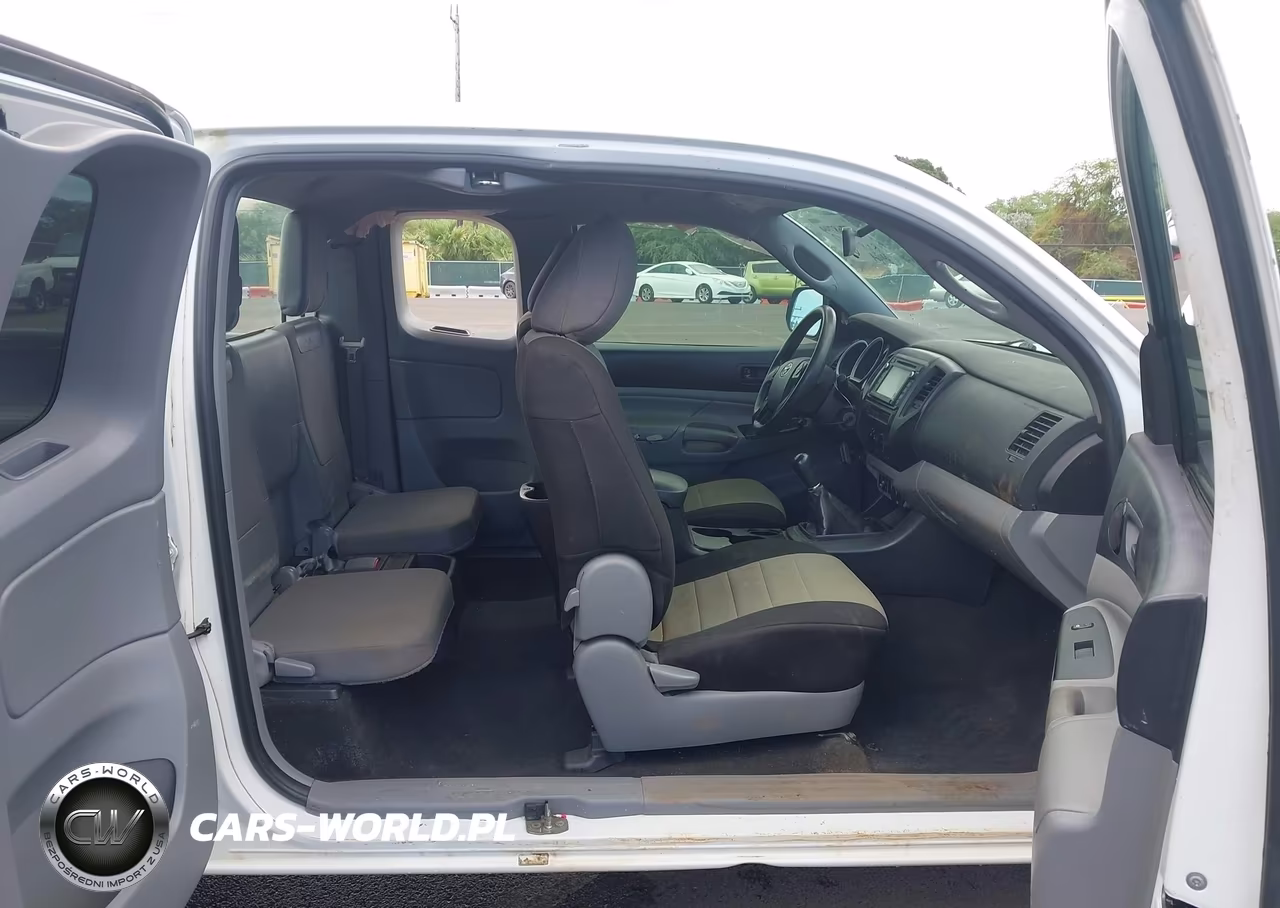 2015 Toyota Tacoma VIN:5TFTX4CN5FX056331 - 8