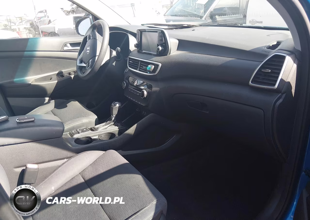 2019 Hyundai Tucson Value VIN:KM8J3CA40KU055764 - 5