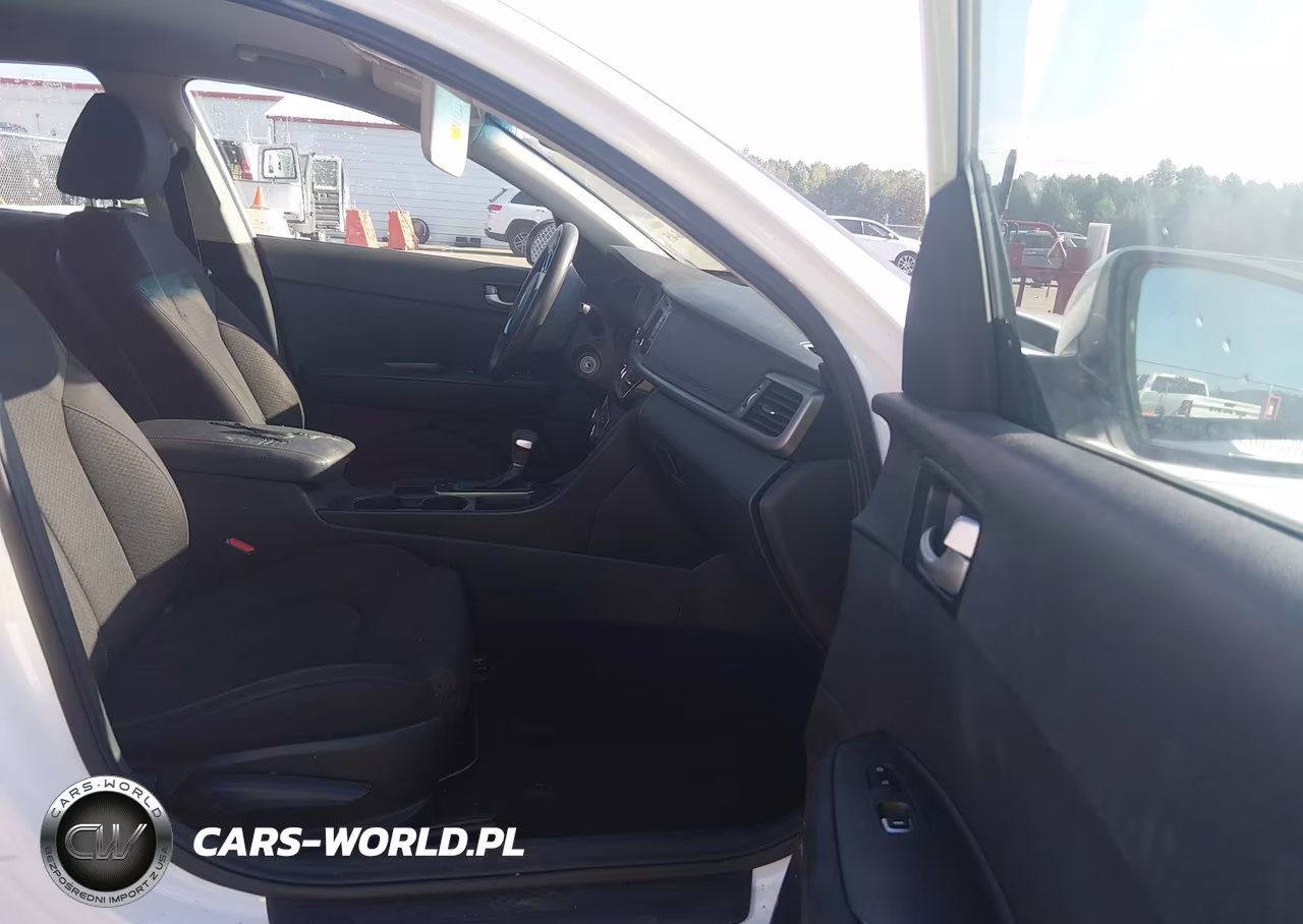 2016 Kia Optima Lx VIN:5XXGT4L30GG033124 - 5