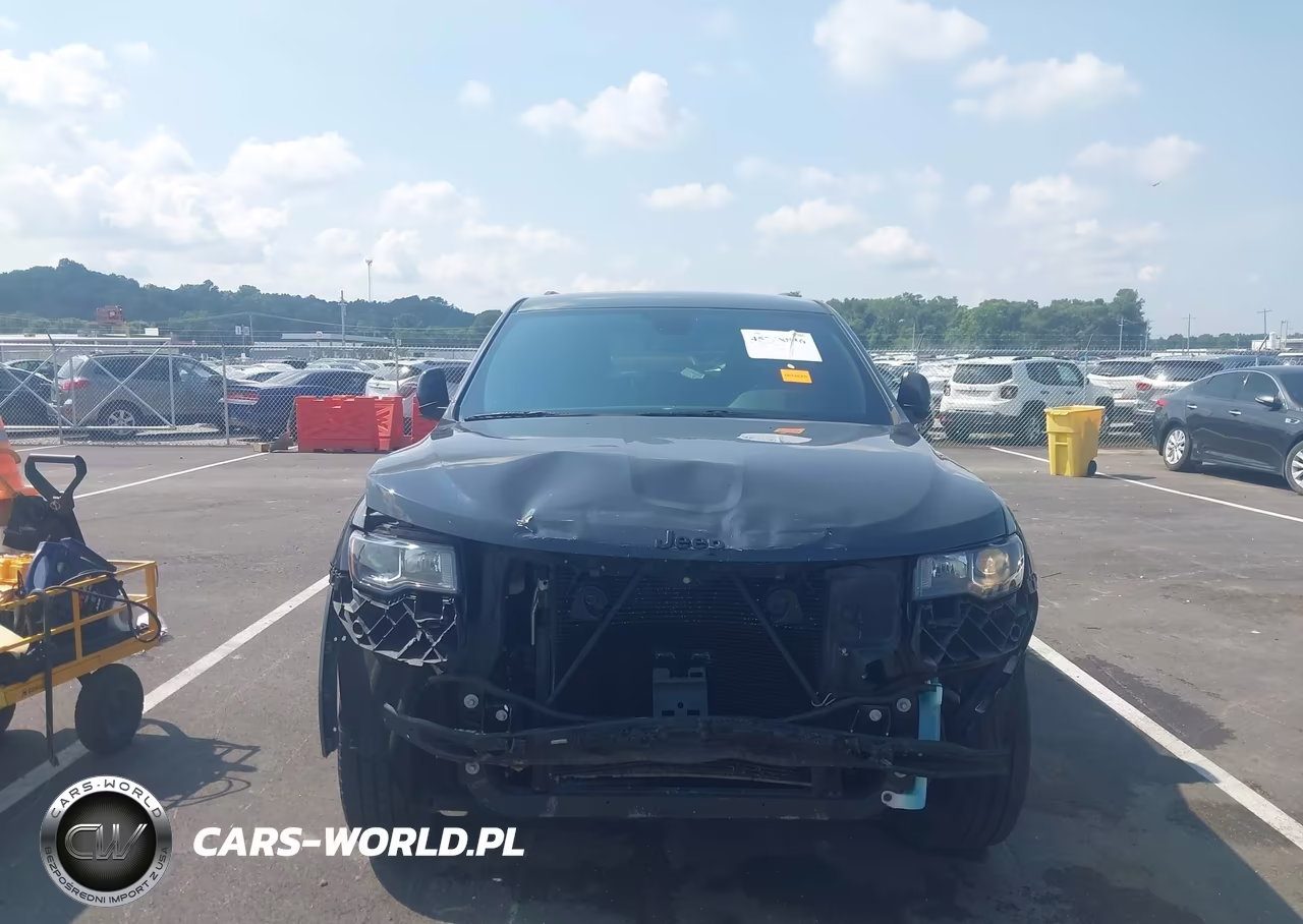 2017 Jeep Grand Cherokee Altitude 4X4 VIN:1C4RJFAG8HC767642 - 12