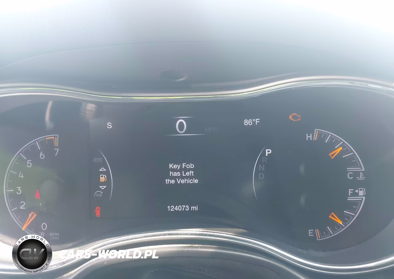 2017 Jeep Grand Cherokee Altitude 4X4 VIN:1C4RJFAG8HC767642 - 7