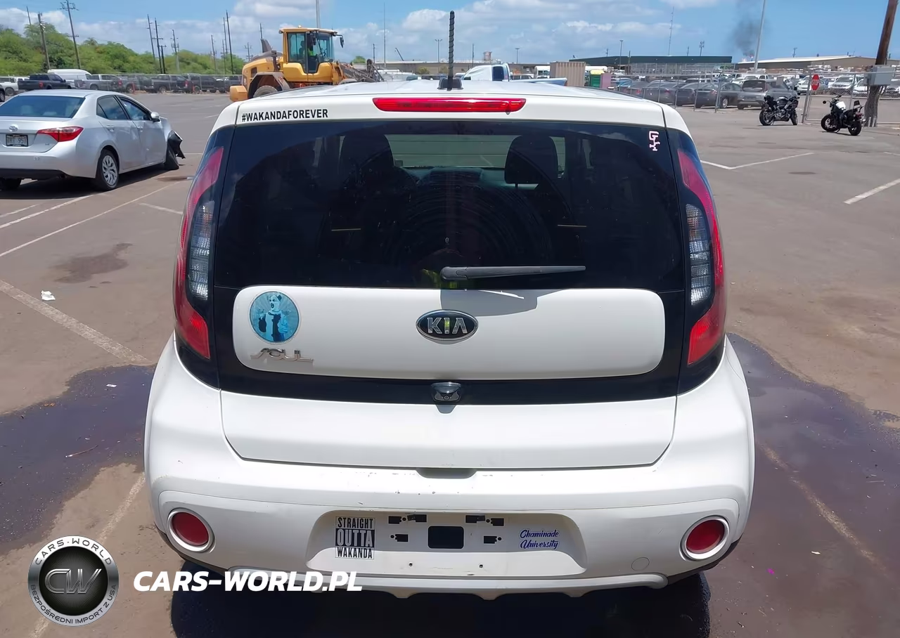 2019 Kia Soul + VIN:KNDJP3A51K7661851 - 17