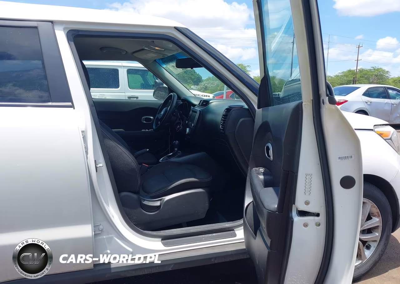 2019 Kia Soul + VIN:KNDJP3A51K7661851 - 5