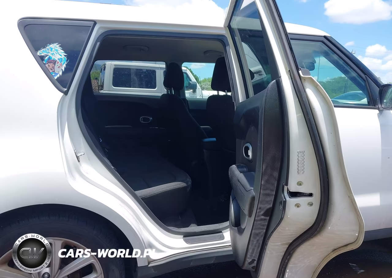 2019 Kia Soul + VIN:KNDJP3A51K7661851 - 8