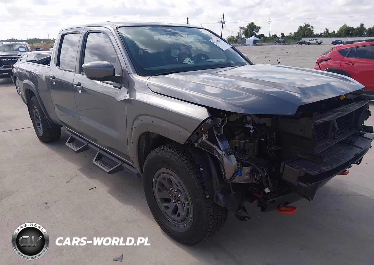 2026 Nissan Frontier Long Bed Pro-4X 4X4 – zdjęcie 1 z 17