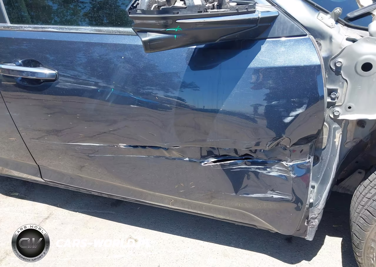 2019 Honda Insight Touring VIN:19XZE4F91KE002436 - 18