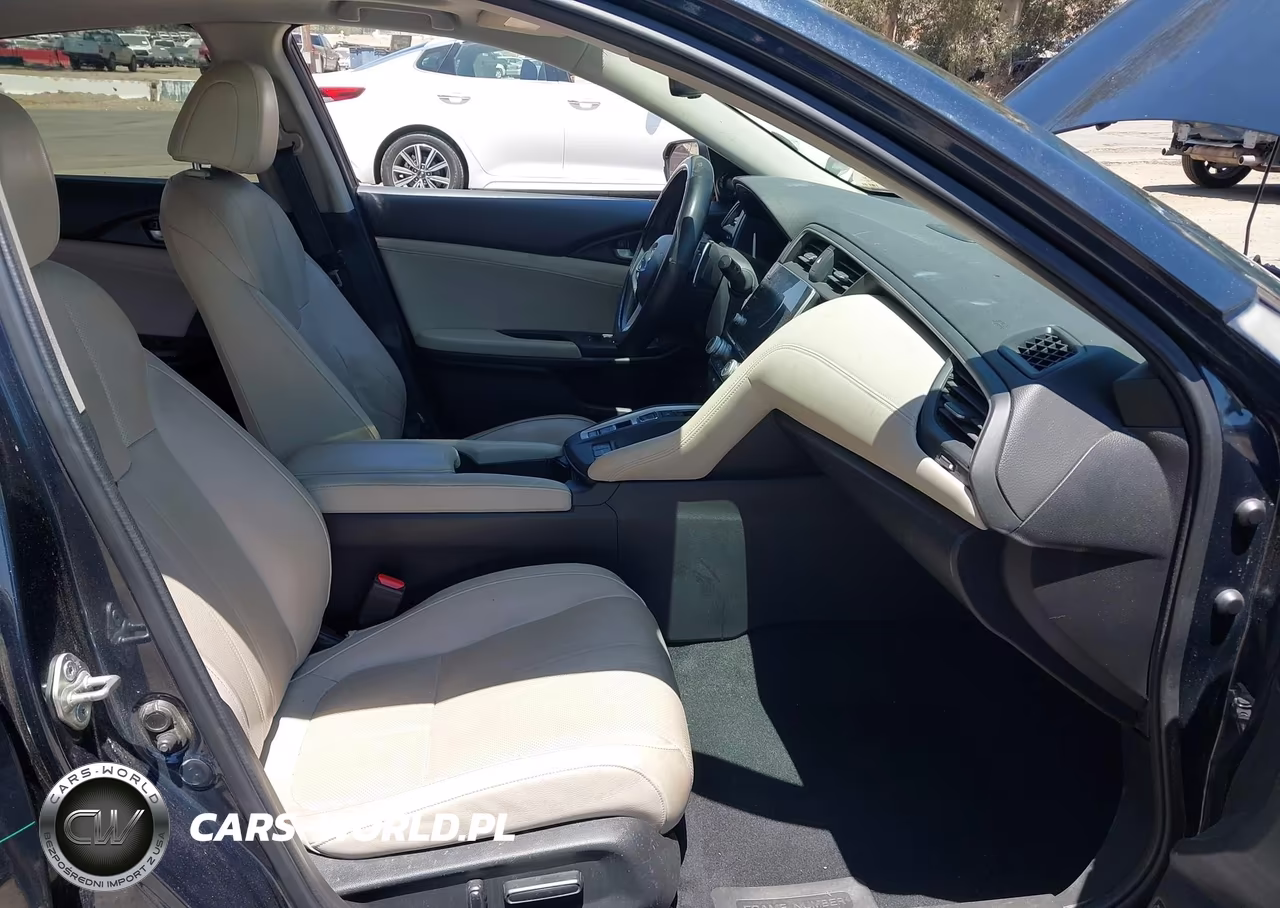 2019 Honda Insight Touring VIN:19XZE4F91KE002436 - 5