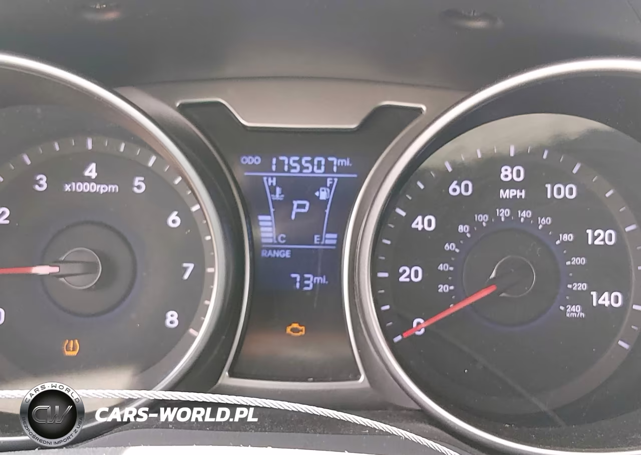 2015 Hyundai Veloster VIN:KMHTC6AD2FU235814 - 16