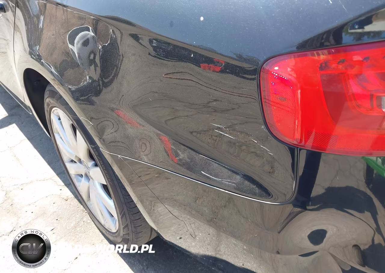 2013 Audi A4 2.0T Premium VIN:WAUAFAFL4DN026746 - 13