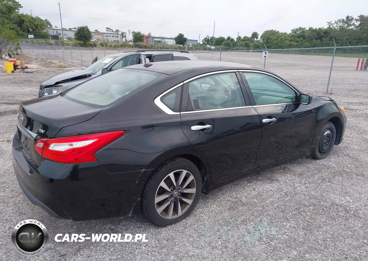 2017 Nissan Altima 2.5 Sv VIN:1N4AL3AP5HC214393 - 4