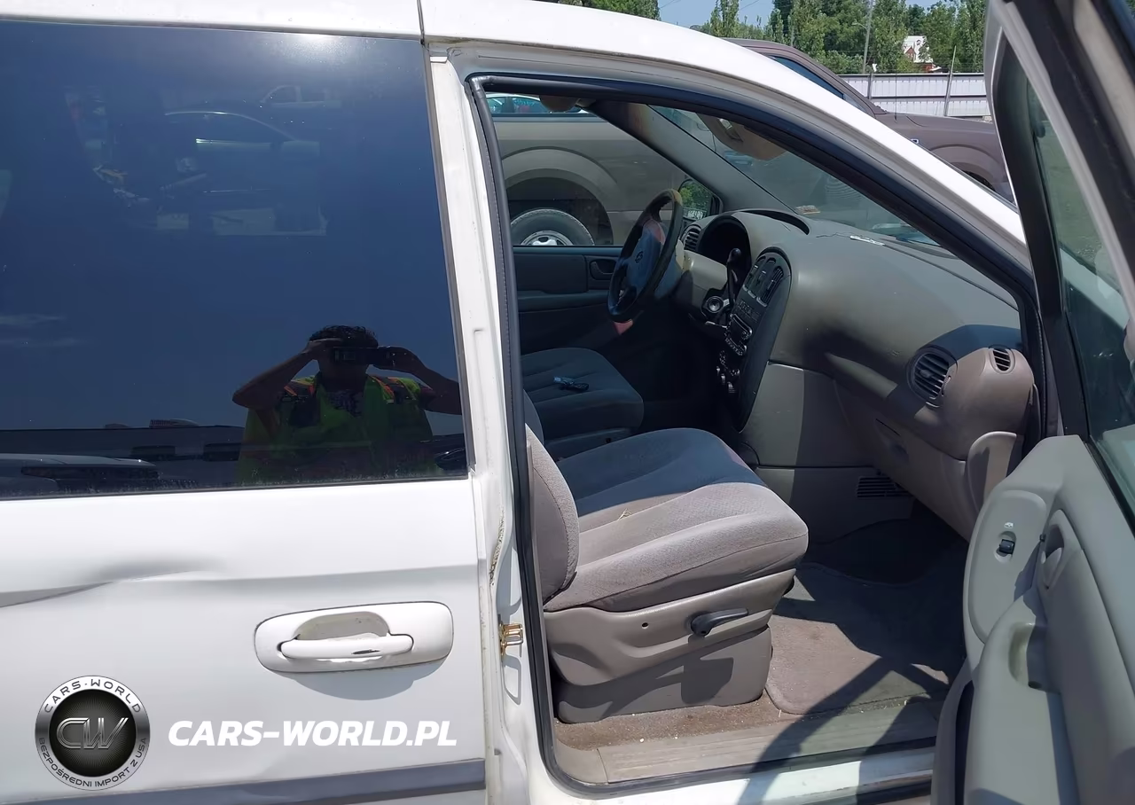2003 Dodge Grand Caravan Sport VIN:2D4GP44383R211711 - 5