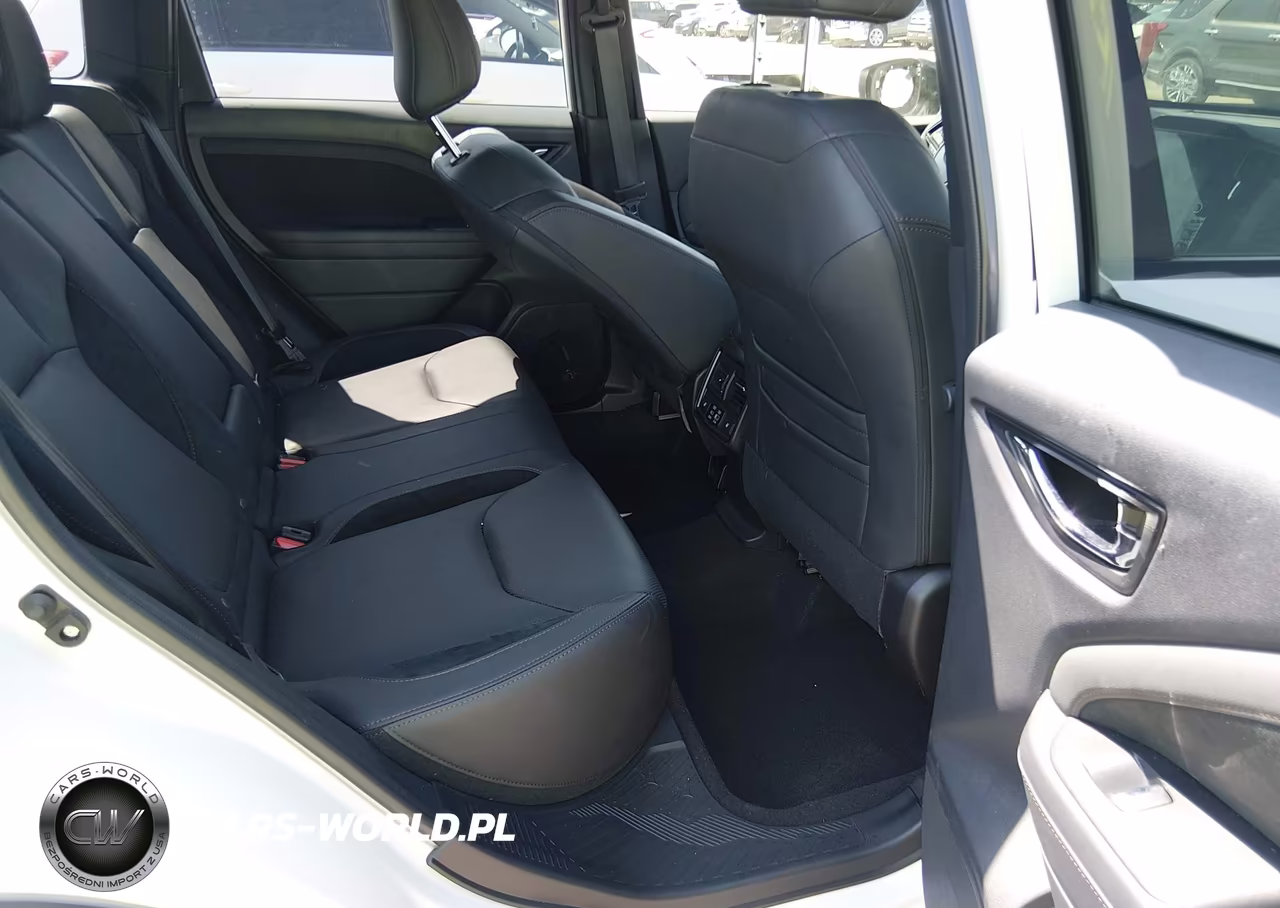 2025 Subaru Forester Touring VIN:JF2SLDTC8SH411925 - 8