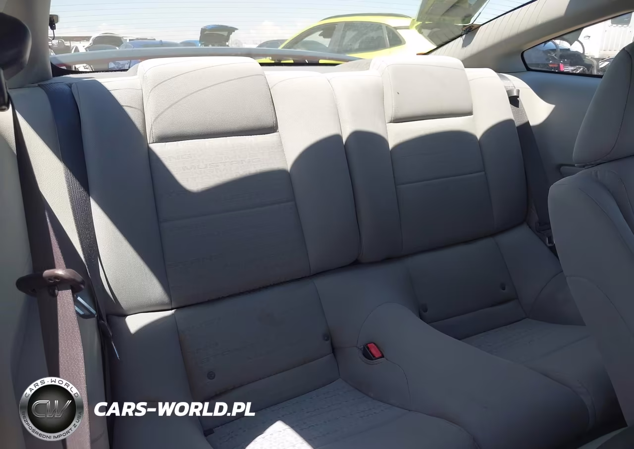 2007 Ford Mustang VIN:1ZVFT80N475305961 - 8