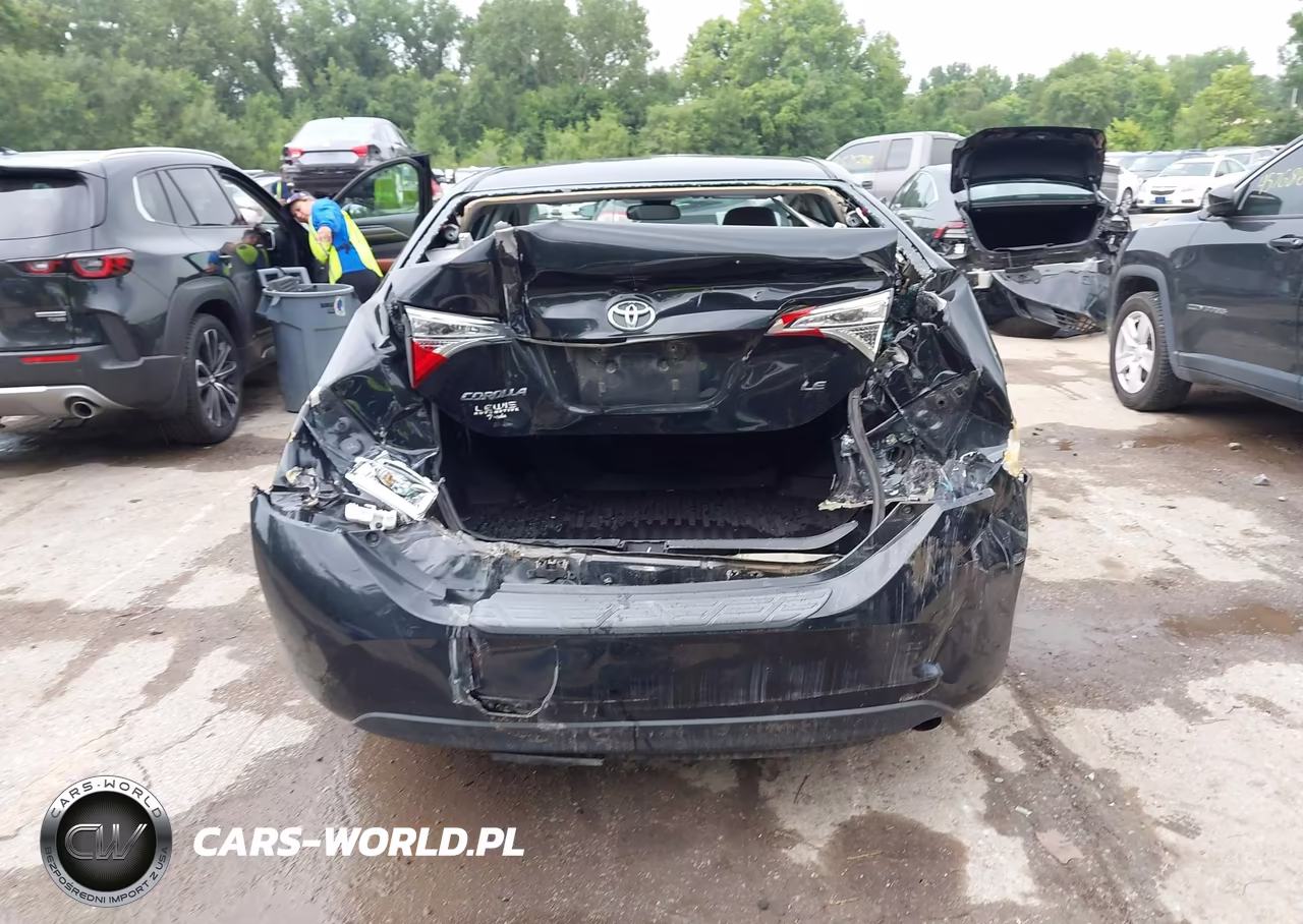 2018 Toyota Corolla Le VIN:5YFBURHE8JP805561 - 16