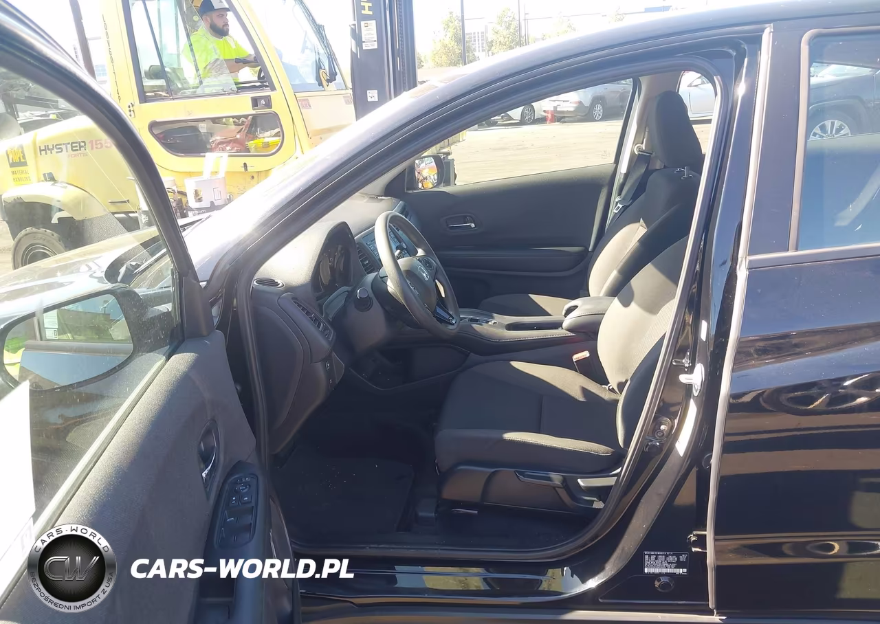 2022 Honda Hr-V 2Wd Lx VIN:3CZRU5H35NM700828 - 5