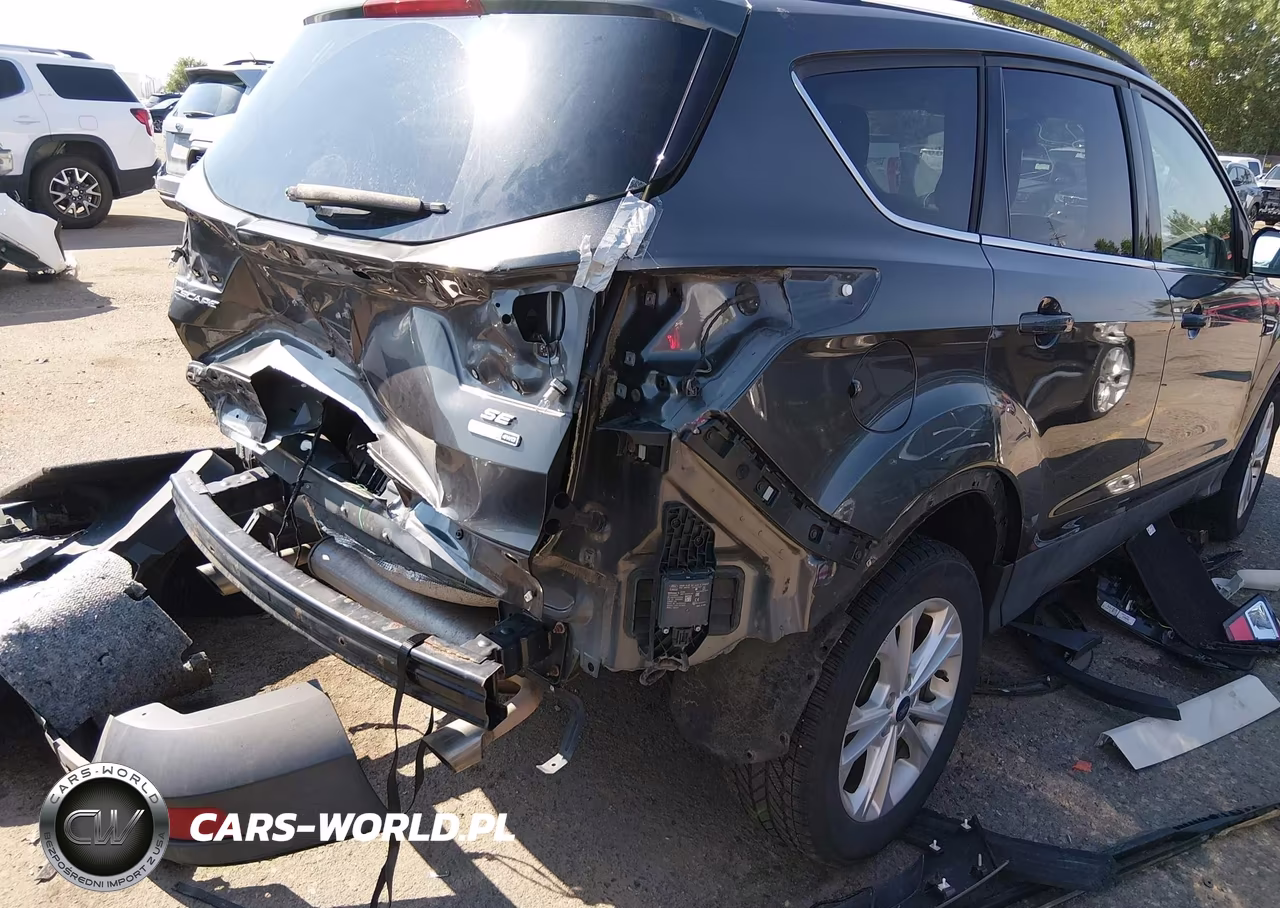 2018 Ford Escape Se VIN:1FMCU9GD5JUD23240 - 19