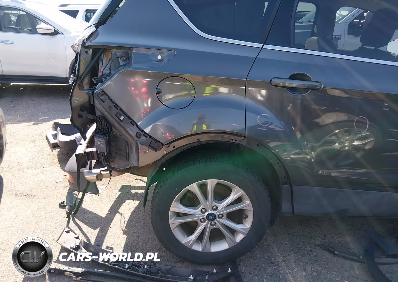 2018 Ford Escape Se VIN:1FMCU9GD5JUD23240 - 20
