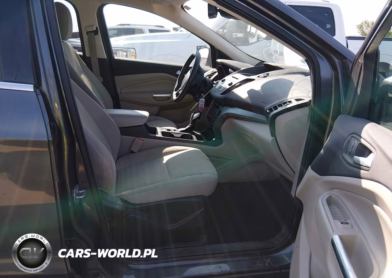 2018 Ford Escape Se VIN:1FMCU9GD5JUD23240 - 5