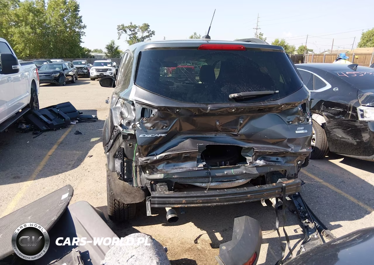 2018 Ford Escape Se VIN:1FMCU9GD5JUD23240 - 6