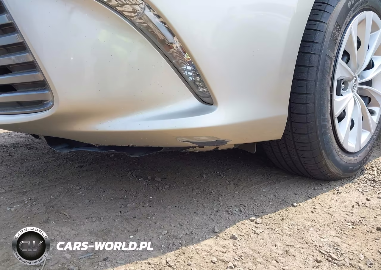 2016 Toyota Camry Le VIN:4T4BF1FK8GR520800 - 19