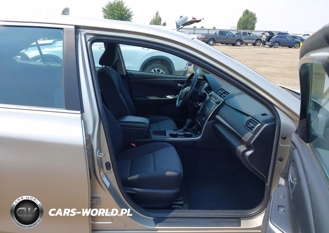 2016 Toyota Camry Le VIN:4T4BF1FK8GR520800 - 5