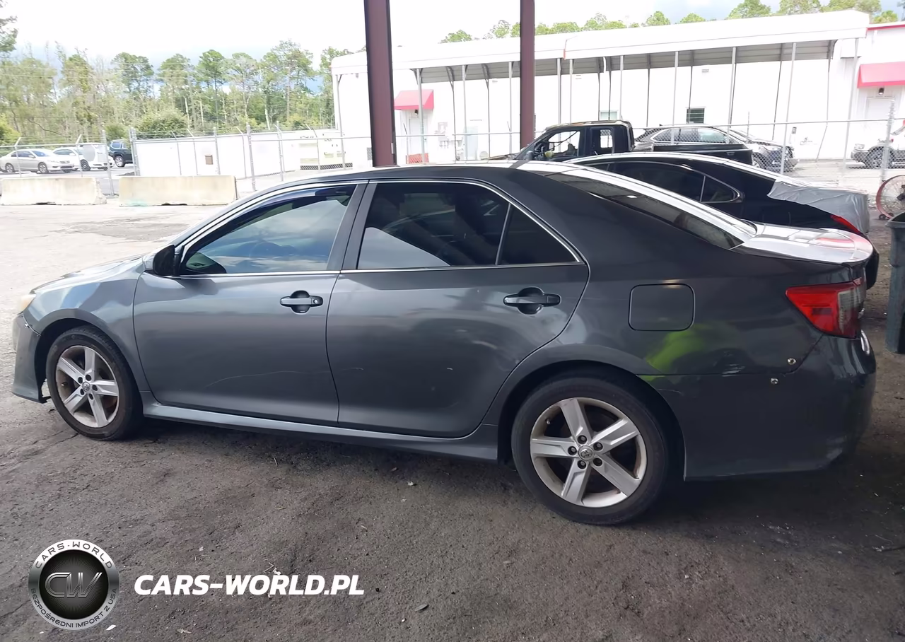2013 Toyota Camry Se VIN:4T1BF1FK9DU681971 - 14