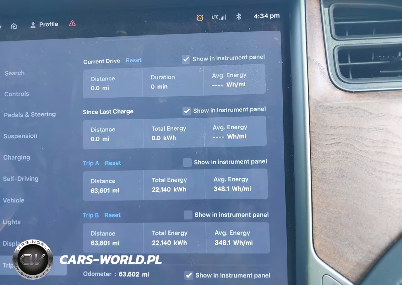 2020 Tesla Model X Long Range Dual Motor All-Wheel Drive-Long Range Plus Dual Motor All-Wheel Drive VIN:5YJXCAE25LF235506 - 17